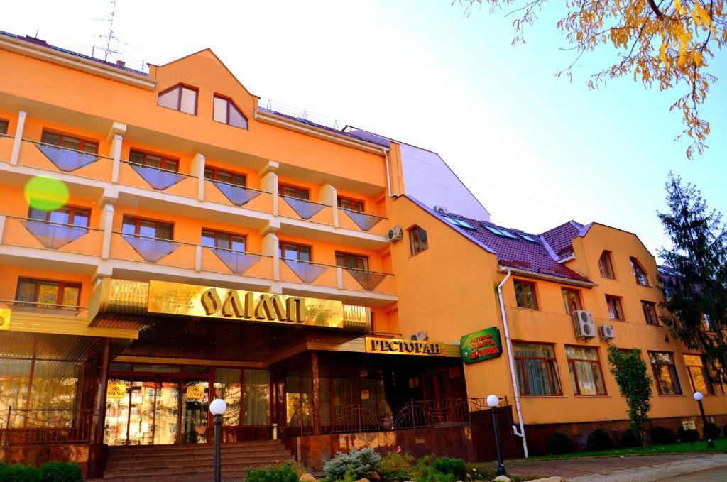 Olymp Hotel Uzjhorod Eksteriør billede